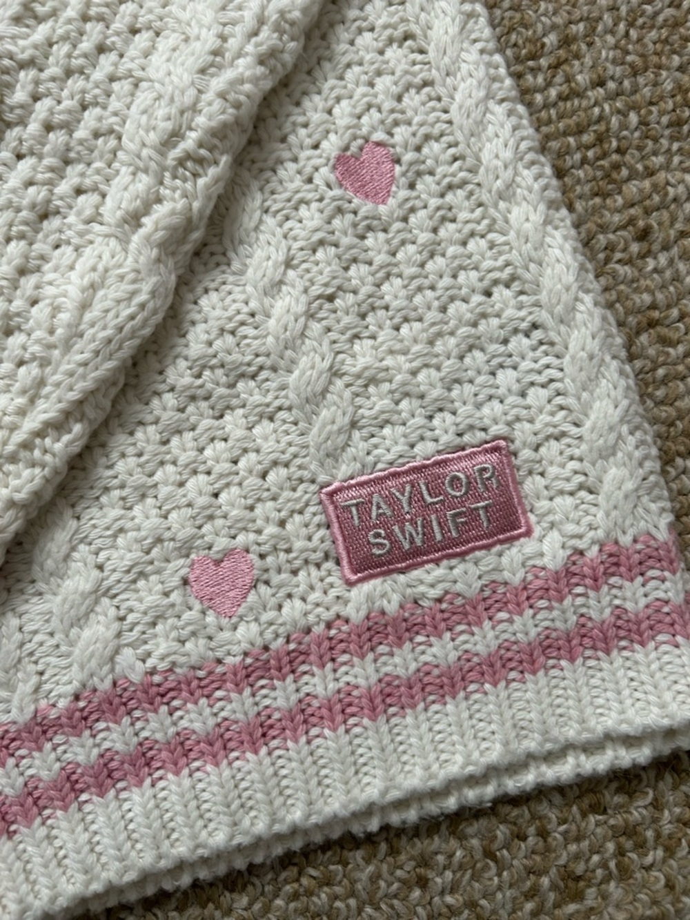 Taylor Swift Lover Cardigan - Picture 7 of 8
